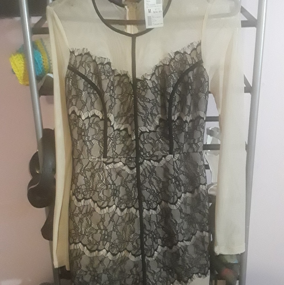 Lace cream dress